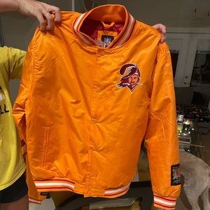 Men’s medium Bucs puffer jacket